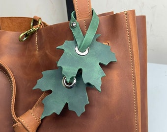 Set of 2 Maple leaves Bag Charm: Customizable Leather Accessory for Backpacks, Handbags and Purses, Gift for her, Gift for mom