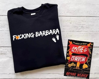 ライセンス商品「Scythe And Sparrow」スウェットシャツ、ブリン・ウィーバー・アパレル、ファッキング・バーバラ、レザー・アンド・ラーク、シルベリア・サーカス、ルイナス・ラブ、ローズ・フィオン