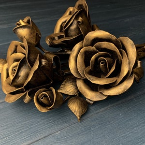 Forged rose sculpture, 6th anniversary gift, metal art rose, metal rose, iron anniversary, wedding gift, forged bouquet, metal gift, wedding