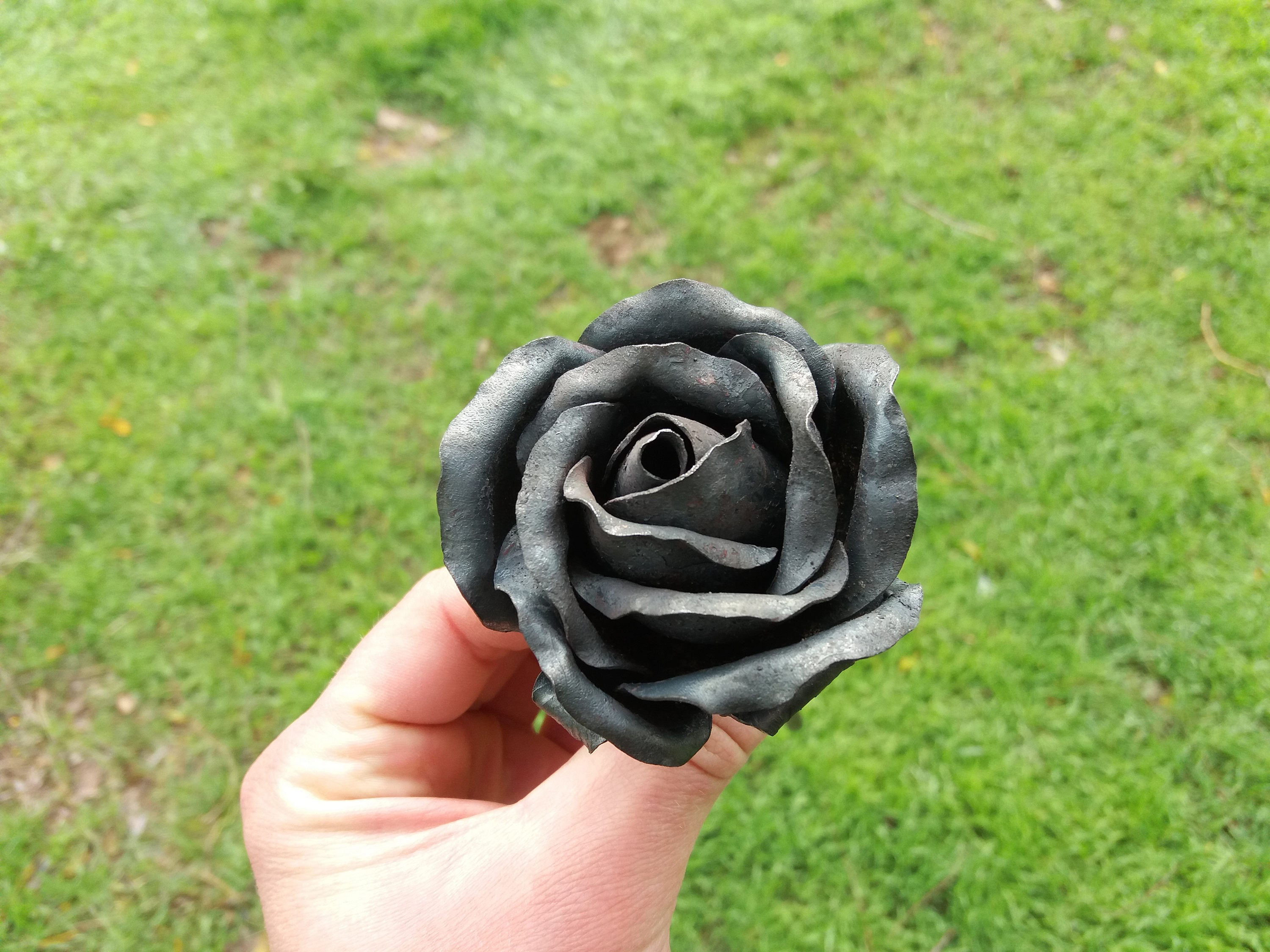 Как можно использовать розу. Розочка металлическая.