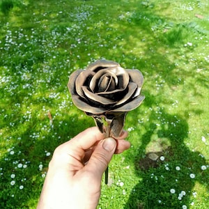 6th anniversary, Blacksmith rose, 6th anniversary gift, iron gift for her, Metal rose sculpture, anniversary flower, wedding gift, metal art