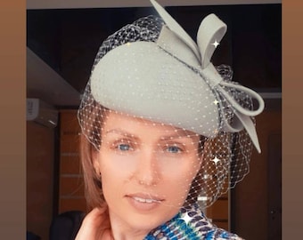 GRACE Silk Pillbox Hat With Bow - Grey Cocktail Hat - Grey  display picture 2