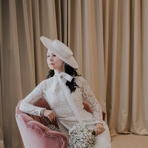 White Wedding Drawstring Large Brim Boater Hat, White Brim Bridal Canotier Hat with Ribbon, Vogue Style Hat