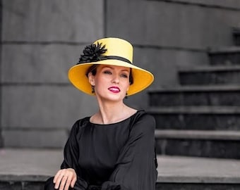 Leading Lady Yellow Hat Kentucky Derby Large Hat. Yellow Hat. Black Hat. Royal Ascot  main image 3