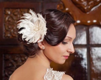 Ivory Hair Feathers Bridal Flower comb, Flower Wedding , Wedding Feathers Hair Piece for bride