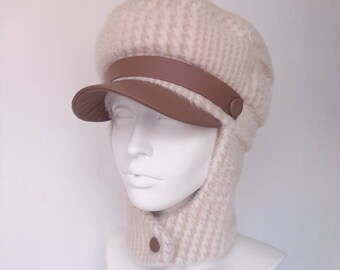Beige Warm Wool Women Winter Visor Hat with Earflaps, Modern Closed Weekend Cap, Stylish Earflaps Hat for Women