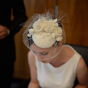 Designer Ivory Flowers Veil Pillbox Hat, Bridal Fascinator with Birdcage veil, Elegant Wedding Pillbox Hat