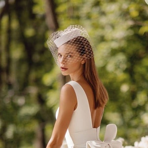 Ivory/White  Wedding Veil Pillbox Bride Hat, Wedding Veil Fascinator, Wedding Bride Headpiece