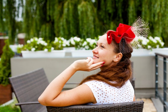 Red Fascinator Mini Hat: Wedding Cocktail Headpiece With  display picture 3