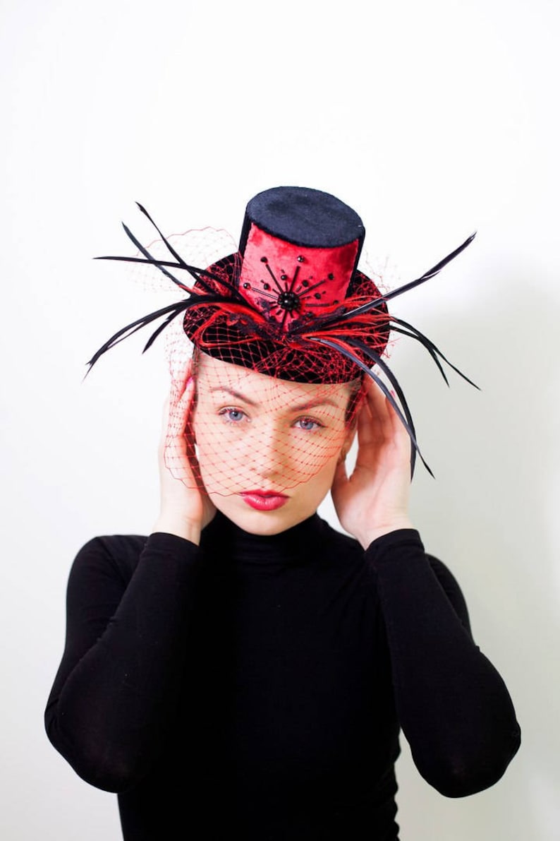 Black/Red Modern Mini Top Hat with veil Race Hat Feathers Etsy