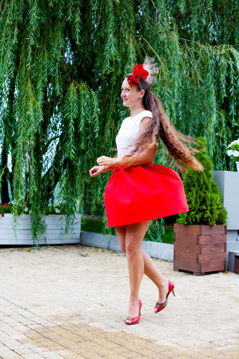 Red Fascinator Mini Hat, Coctail Hat, Wedding Guest Hat, Red Headpiece, Derby Fascinator, Hat With Veil image 5