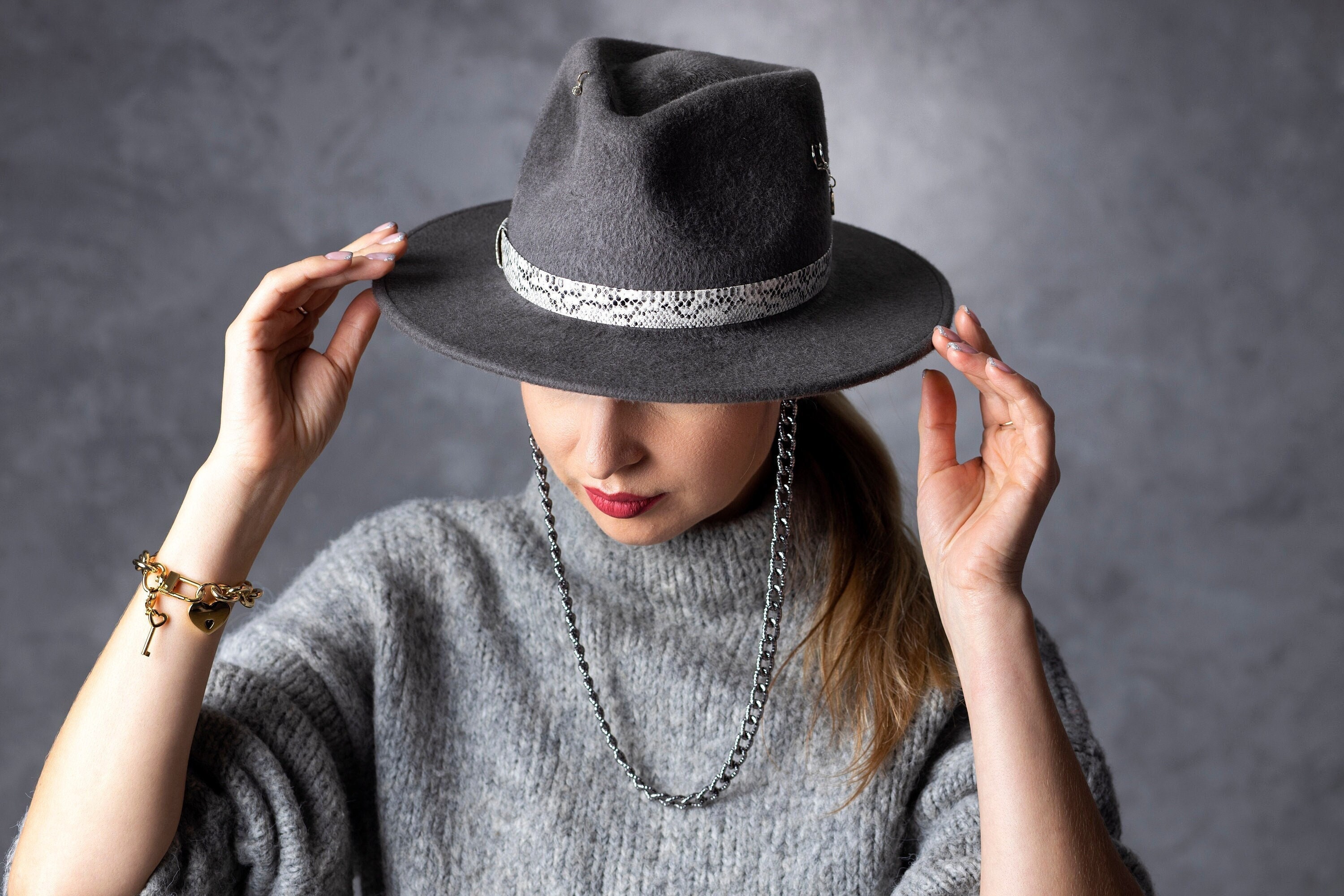 Dark Gray Velour Fedora Hat: Wide Brim Chain Accent - Etsy display picture 1