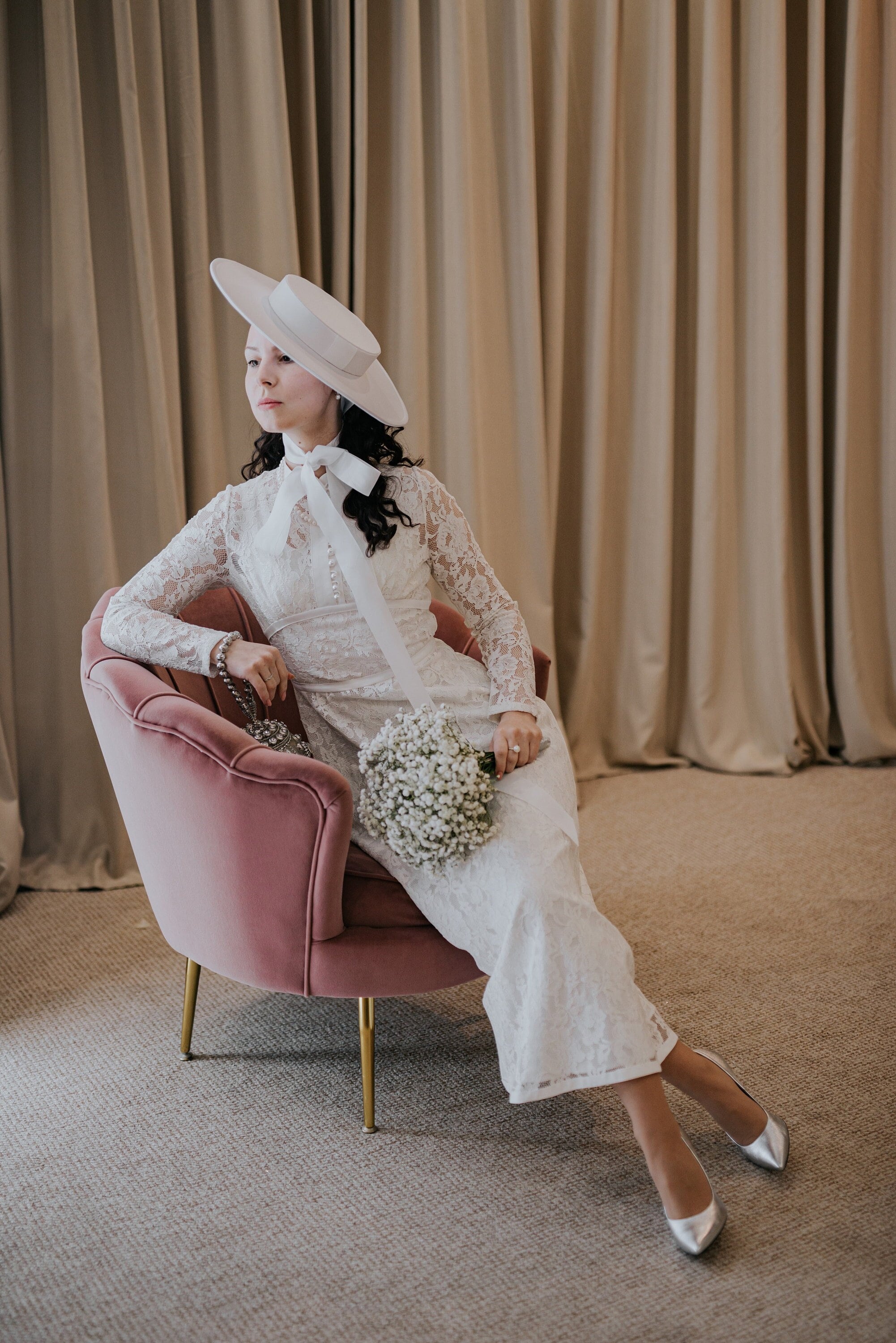 White Veiled Boater Hat - Women\'s Formal Hat Buy Bridal Boater Hat with Veil | Up to 10% Off Today main image 3