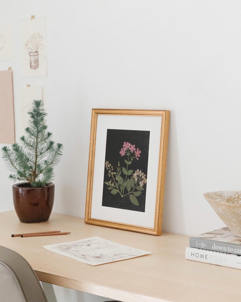 Flower Study I. Minimal Flower Print. Painting of Flowers. Antique Flower Painting. Vintage Painting. Vintage Flower Art. imagen 2