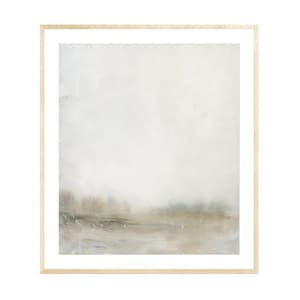 K&ouml;nnte beinhalten: Ein gerahmtes abstraktes Gem&auml;lde mit einer ged&auml;mpften Farbpalette aus Wei&szlig;, Grau und Braun. Das Gem&auml;lde zeigt eine neblige Landschaft mit einem fernen Horizont.