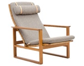 Set of cushions for the model 2254 sledge chair by Børge Mogensen with Hallingdal 65 fabric from Kvadrat, made in Denmark