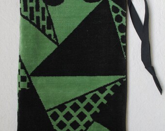 art deco velvet pochette