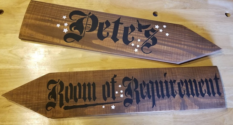 Room of Requirement Wooden Wall Decor / Arrow Sign. | Etsy