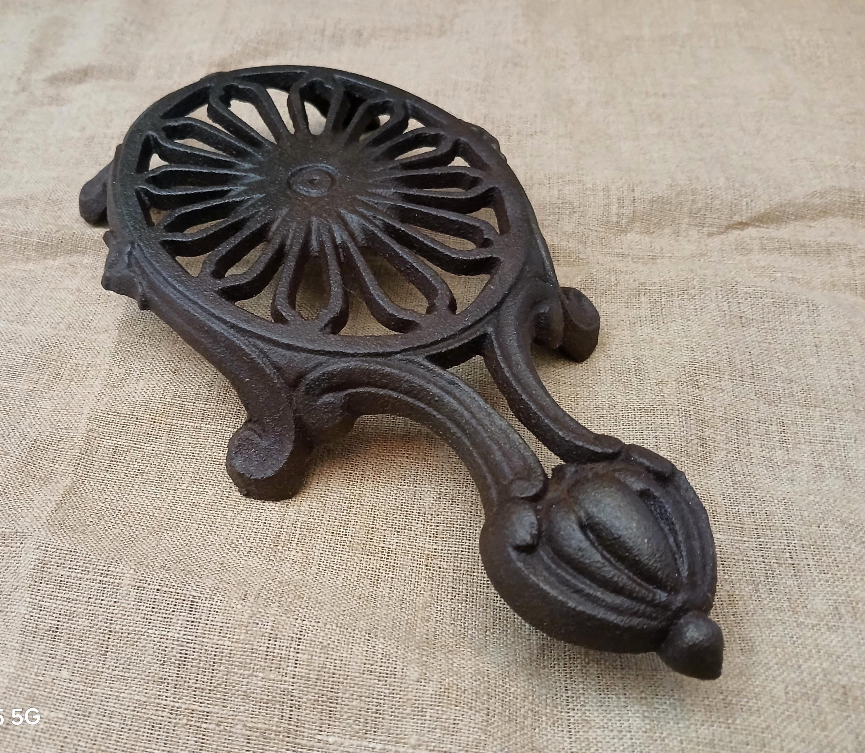 アイロンストーブ Cleveland Foundry Co. 1895 Modern camp stove Cleveland Foundry No 10