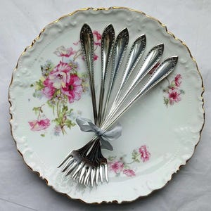 Set of 6 &quot;Sheraton&quot; Seafood/Cocktail Onieda Community Plate c1910