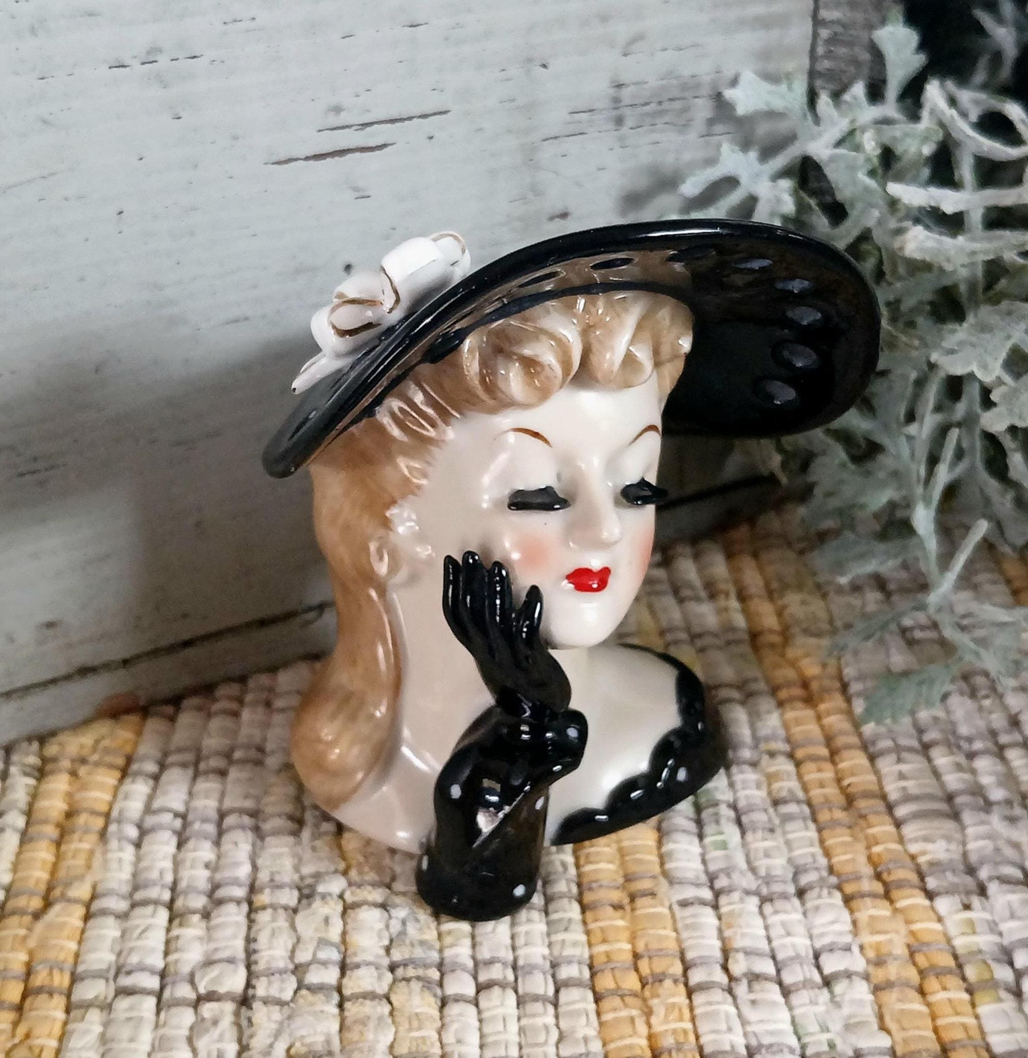 Black Lady Head Vase - Etsy