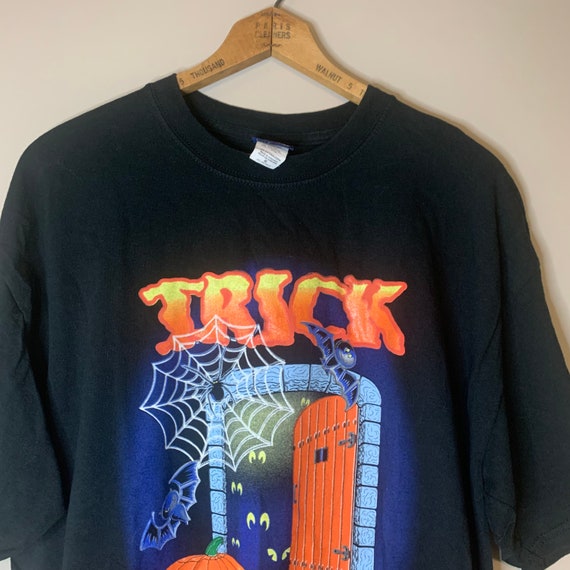 Vintage Trick Or Treat Halloween Graphic T-Shirt,… - image 2