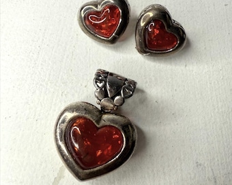 Vintage Red Stone Silver Tone Chunky Pendant & Stud Earrings Set, 90s Grunge Jewelry, 1990s Grunge Jewelry, 90s Heart Earrings, 90s Heart