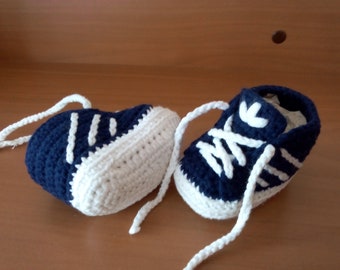 coole Baby Turnschuhe, Sneaker gehäkelt