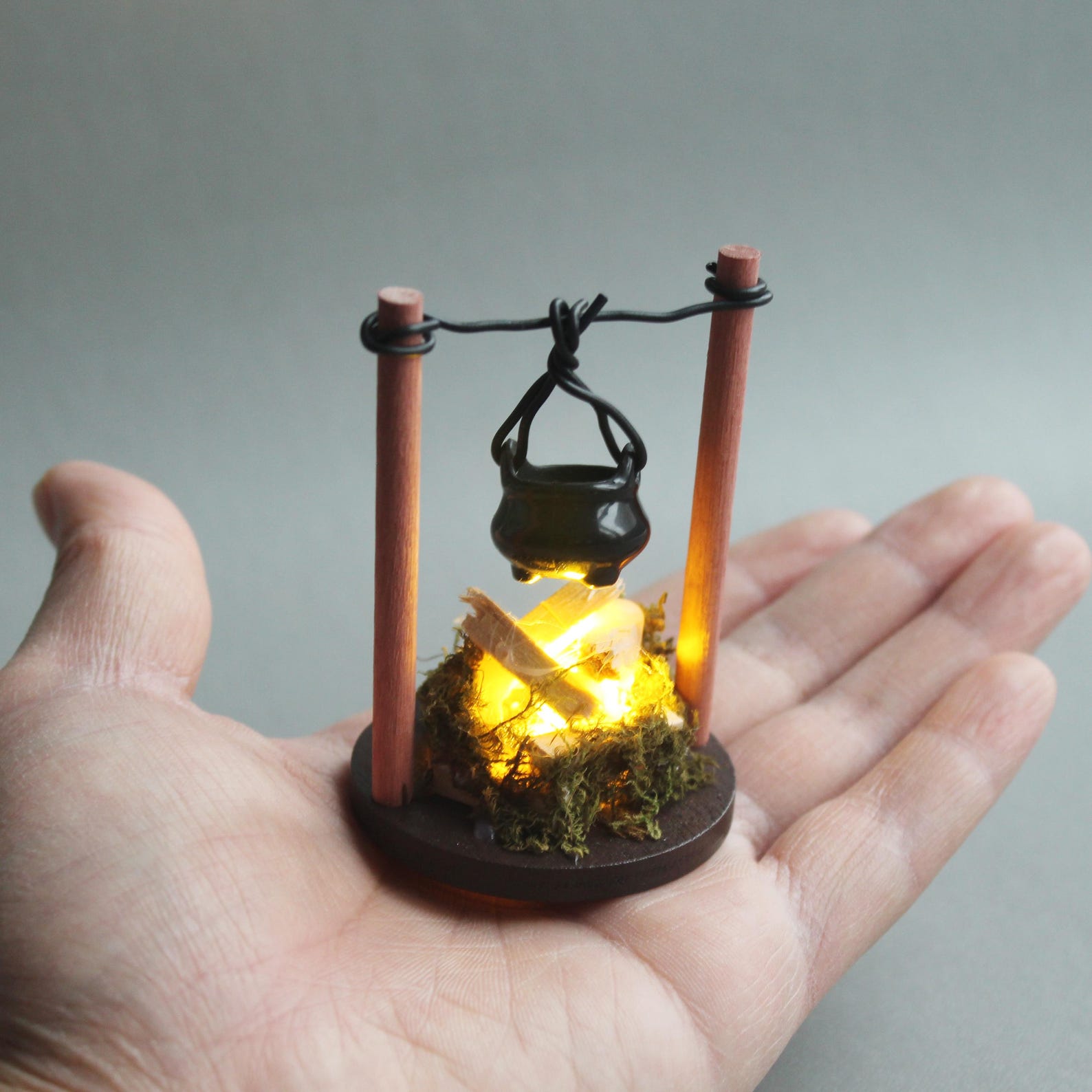 1:12 Scale Mini Campfire Cauldron Model Set - Dollhouse Decor Tiny Fire ...