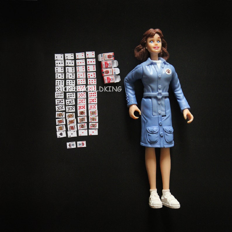 Cartes de poker à l'échelle 1/12, mini modèle fait main, jouet en papier pour maison de poupée BJD image 4