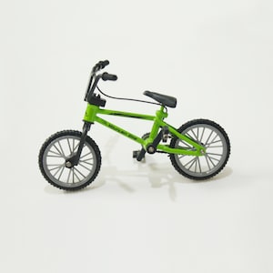 1:12 Schaal Kinderen Mountainbike Fiets Miniatuur Model Speelgoed Voor Poppenhuis