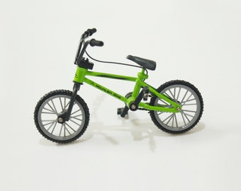 1:12 échelle enfants VTT vélo Miniature modèle jouet pour maison de poupée