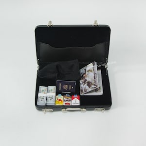 Porte-documents à l'échelle 1:6 cagoule en espèces paquets de cigarettes de passeport ensemble de modèles pour poupée 12 pouces figurine Diorama Gangster