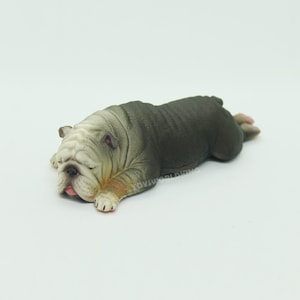 1/6 Scale Sleeping British Bulldog Figurine: Action Figure Doll Model