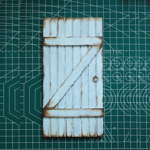 1/12 Scale Old Looking Door Wooden Model Toy For Miniature Mini Dollhouse Diorama