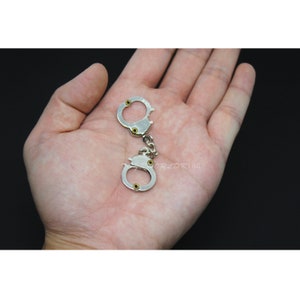 1:6 Scale Mini Handcuffs Metal Model Mini Toy Imperfect condition For 12" Figure prisoner prison