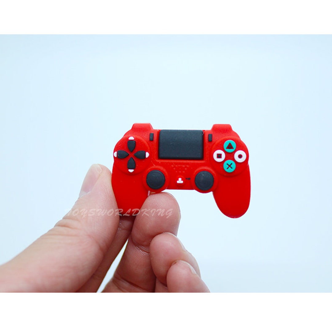 2pcs Miniature Dollhouse Accessory Realistic Alloy Gamepad Tiny Game Controller Decoration For Dollhouse Decor Mini Gamepad Model | Fruugo NO