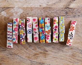 Mini Floral Wooden Pegs: Photo Holder Clips, Craft DIY Decor - Set of 10