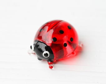 Handmade Red Glass Ladybird – Mini Figurine for Crafts, Decor & Terrariums