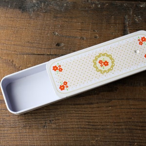 Small Floral Metal Rectangular Tin Sliding-Lid Trinket Gift Box Mint Sweets image 3