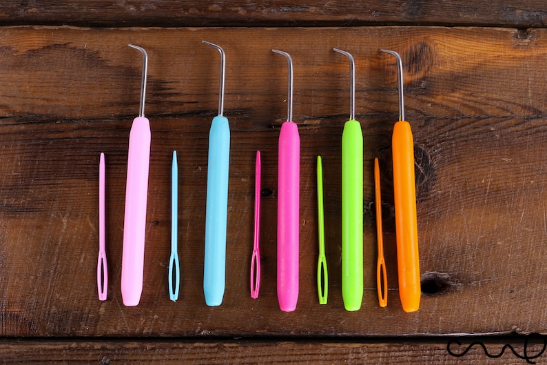 Knitting Loom Hook With Needle Loom Pick and Yarn Needle Spare Etsy