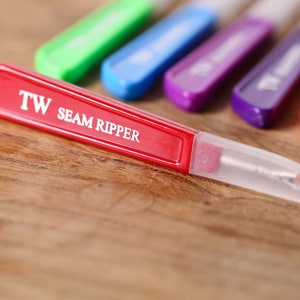 TW Colourful Seam Rippers Japan Made Sewing Tool Stitch Thread Unpicker ...