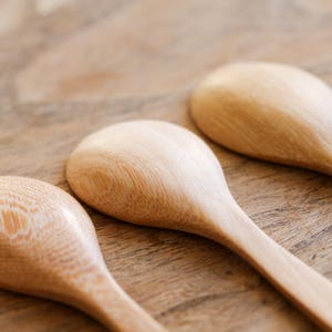 Handgemachte Holz Dessert Löffel - Kurzer Griff Natürliches Besteck Bild 7