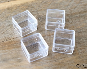 Set van 4 kleine doorzichtige plastic doosjes sieraden kralen pillen opbergdoos vierkant