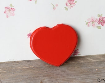 Red Heart Mini Emergency Travel Sewing Kit Case Needles Button Camping Holiday