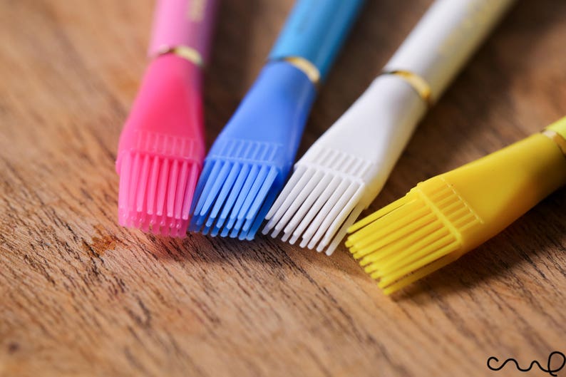 TW Sewing Tailors Chalk Pencils With Brush Dressmaker Fabric Etsy