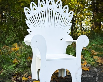 Hölzerner Pfau Stuhl Geburtstagsparty Thron Mädchen Junge Ereignis Fotostand Requisite Prinzessin König Vogel Schwanzfeder Dekorationen Bogen Dekor