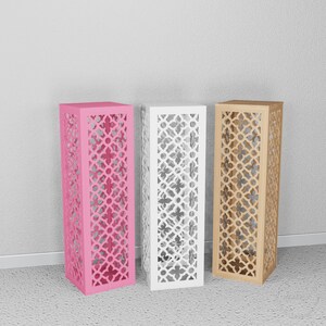Colonna con piedistallo, plinto cilindrico, espositore per pilastri in legno traforato, decorazioni per feste di compleanno, matrimoni, boho, arabe, marocchine, per passerelle.