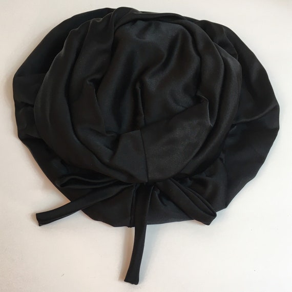 Black Satin Cloche Vintage 1940s 1950s Black Hat … - image 5