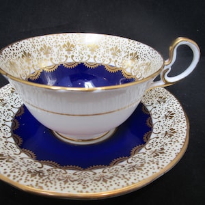 Aynsley cup & saucer